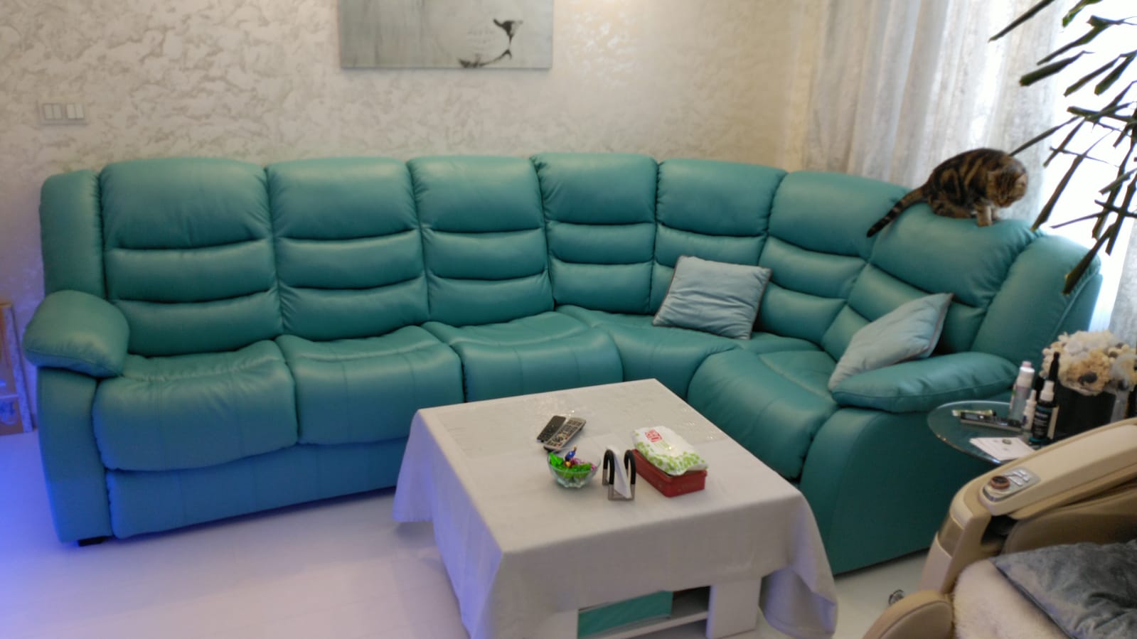 Перетяжка дивана на дому. Проспект Мира 